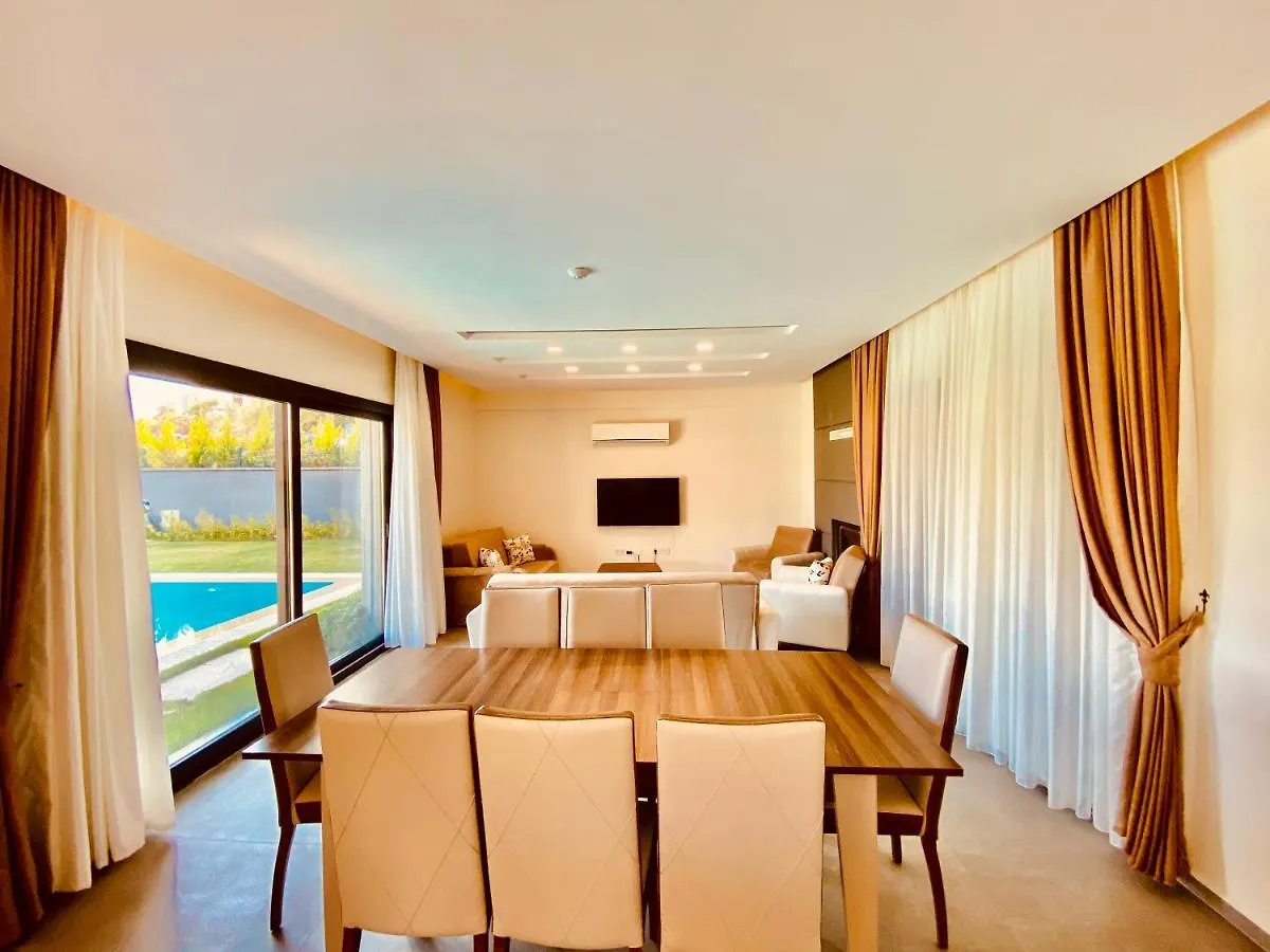 Kusadasi Nda Havuzlu Villa Oasis Evleri 8