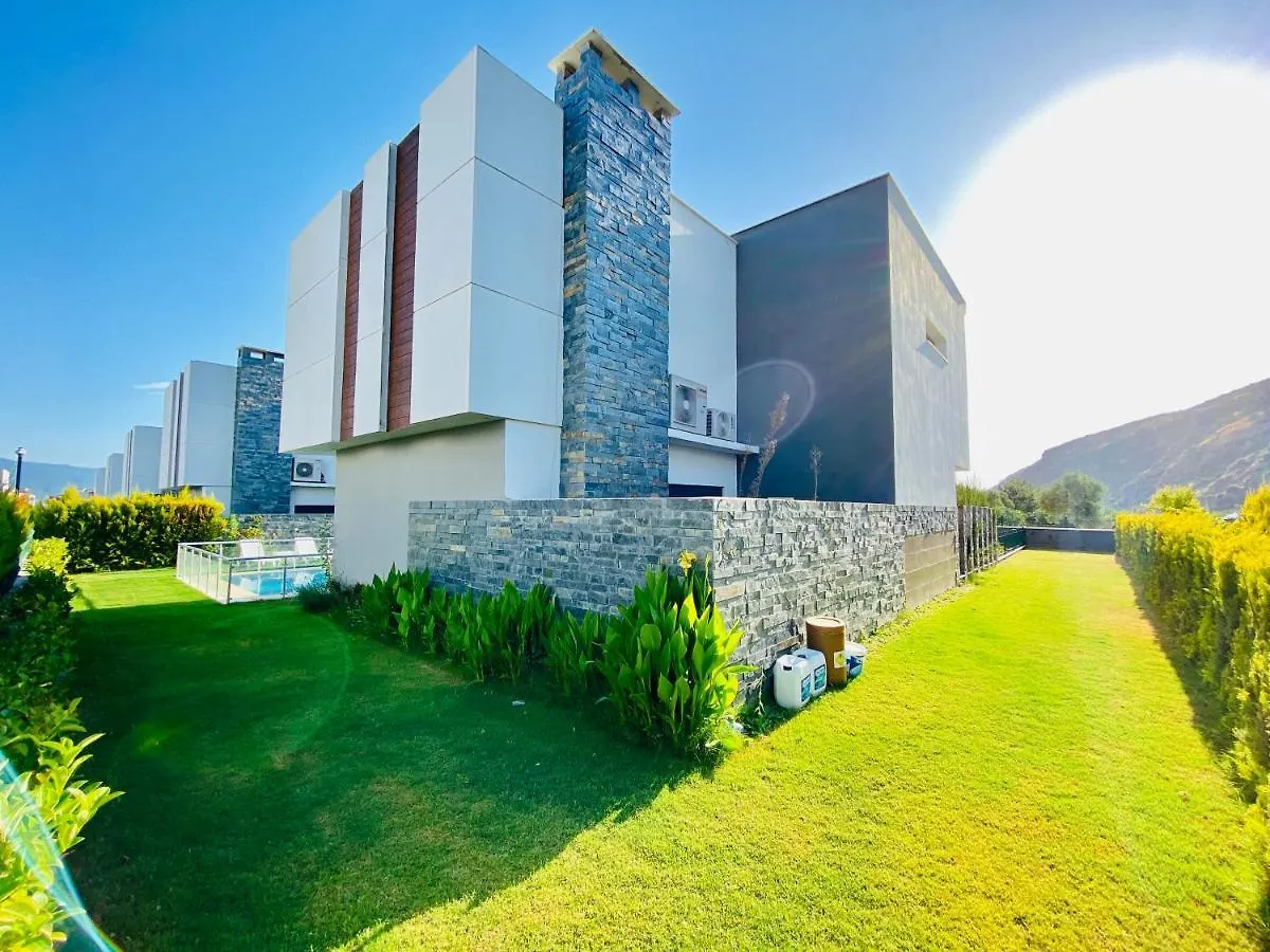 Kusadasi Nda Havuzlu Villa Oasis Evleri 8