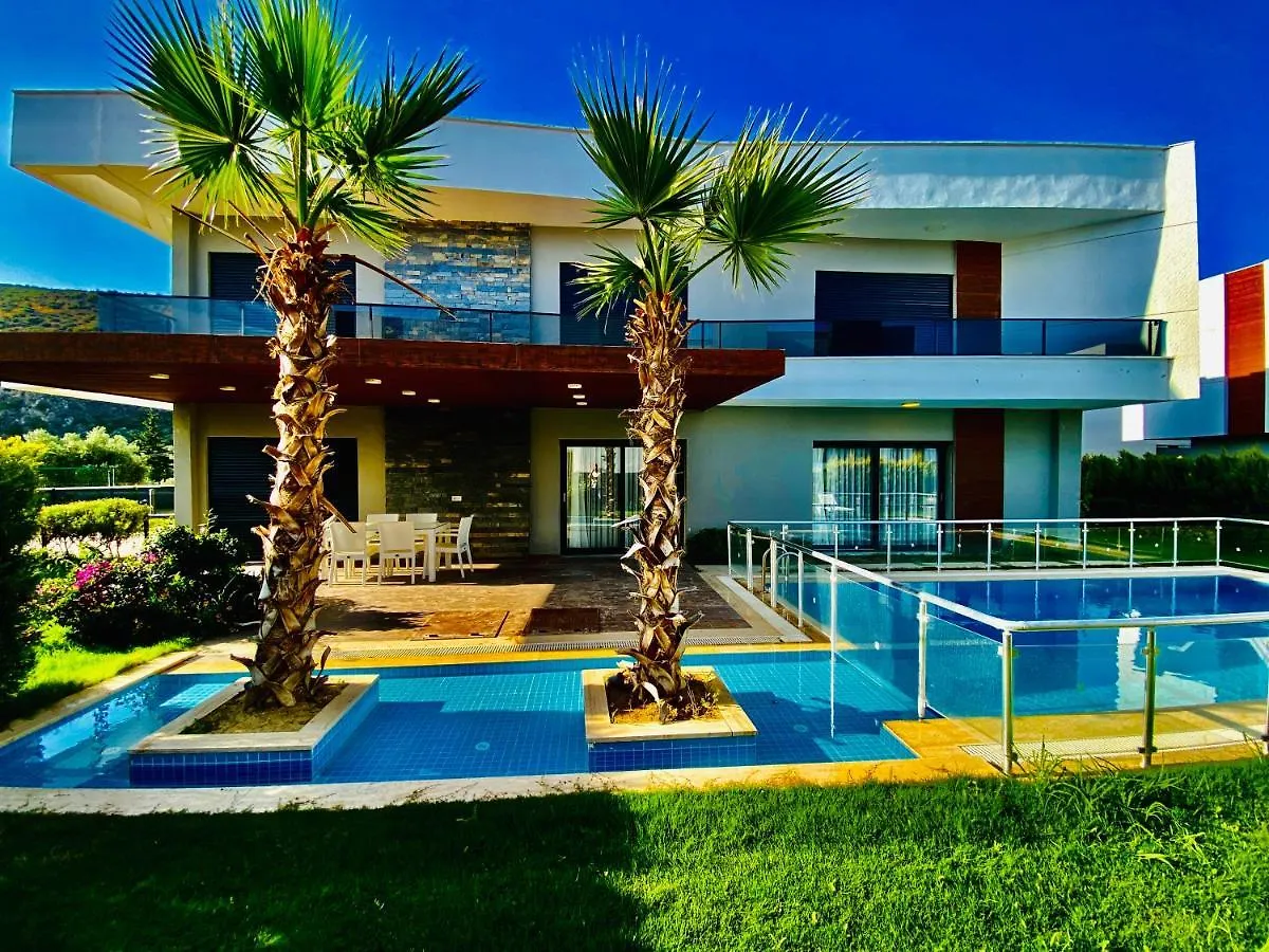 Kusadasi Nda Havuzlu Villa Oasis Evleri 8 0*,  Turcia