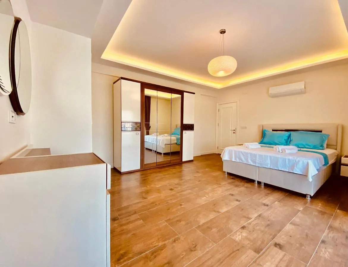 Kusadasi Nda Havuzlu Villa Oasis Evleri 8 0*,
